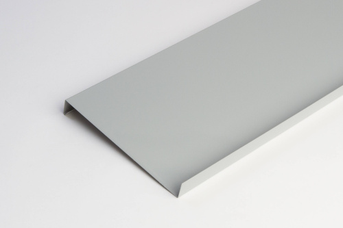 Отлив оконный оцинкованный c порошковым покрытием 0,4мм ширина более 625 мм RAL 9002