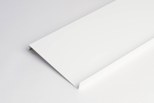 Отлив оконный оцинкованный c порошковым покрытием 0,45мм ширина более 625 мм RAL 9003 Отлив оконный оцинкованный c порошковым покрытием 0,45мм ширина более 625 мм RAL 9003