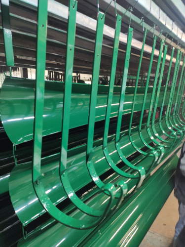 Крепление желоба водосточного c порошковым покрытием ф150x350мм RAL 6005