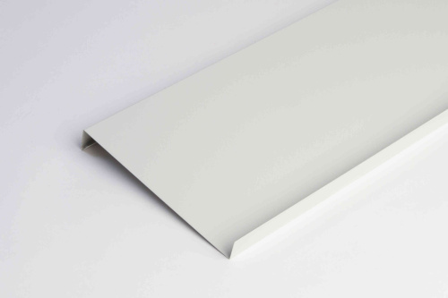 Отлив оконный оцинкованный c порошковым покрытием 1,5мм ширина менее 625 мм RAL 9016