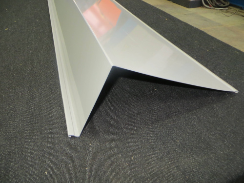 Планка торцевая оцинкованная с порошковым покрытием 0,45мм ширина более 625 мм RAL 6029 фото 9