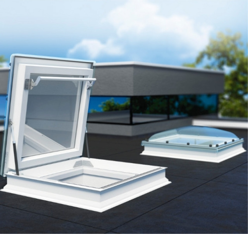 Окно для плоской крыши для выхода на крышу ПВХ белый Fakro DRC-C P2 90*90см фото 2