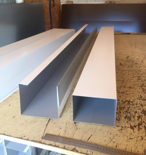 Планка примыкания в штробу для кровли оцинкованная с порошковым покрытием 0,45мм RAL 1015 фото 6