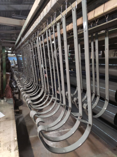 Крепление желоба водосточного короткое c порошковым покрытием ф180x350мм RAL 9006