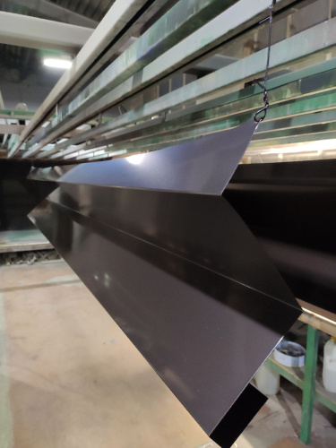 Лобовая планка (RAL 8022) оцинкованная, с порошковым покрытием 0,45 мм фото 2