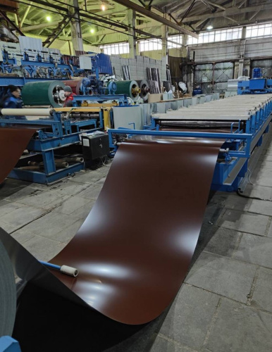 Лист оцинкованный с полимерным покрытием (окрашенный) 0.65 мм RAL 8017 фото 2 Лист оцинкованный с полимерным покрытием (окрашенный) 0.65 мм RAL 8017 фото 2