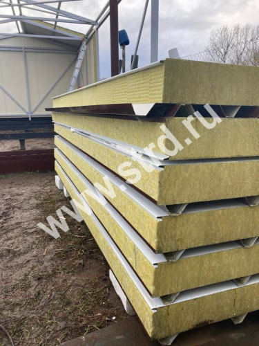 Стеновая трёхслойная сэндвич-панель гладкая 120мм 1000мм с видимым креплением минеральная вата Полиэстер ТермоСпецПанель фото 3