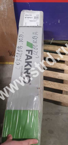 Окно мансардное дерево, лак ручка снизу Fakro FTP-V U5 (CH Китай) Profi 66*140см фото 37