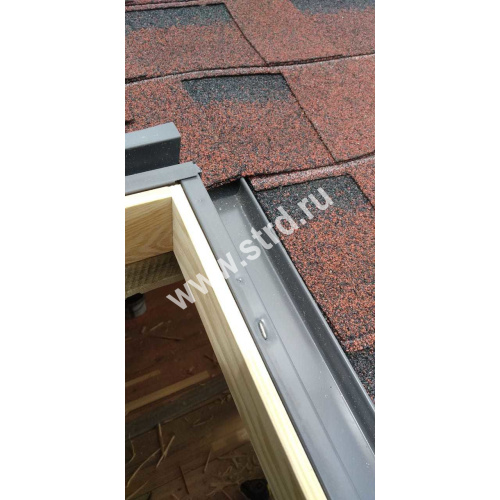 Окно-выход на крышу для неотапл. помещений дерево, лак ручка снизу Velux VLT 029 1000 45*73см фото 5