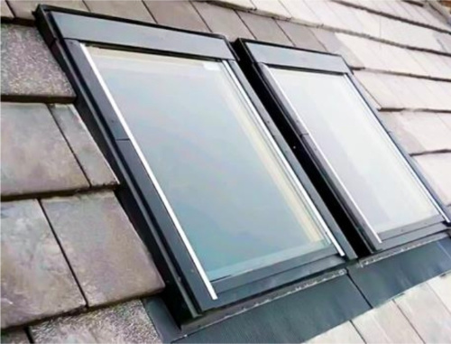 Окно мансардное дерево, лак ручка сверху Fakro AHRD B8 Standart 114*140см фото 3