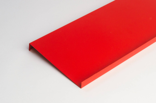 Отлив оконный оцинкованный c порошковым покрытием 0,45мм ширина более 625 мм RAL 3026