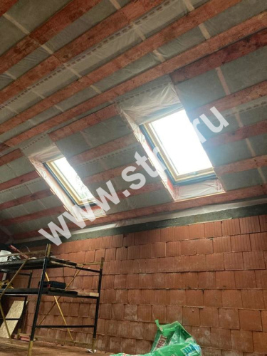 Окно мансардное дерево, лак ручка снизу Rooflite+ AAY C4A B1500 PLS Trio Pine 55*98см фото 2