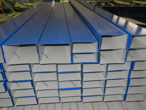 Карнизная планка RAL 5005 оцинкованная c порошковым покрытием 0,45мм полиуретан фото 5 Карнизная планка RAL 5005 оцинкованная c порошковым покрытием 0,45мм полиуретан фото 5