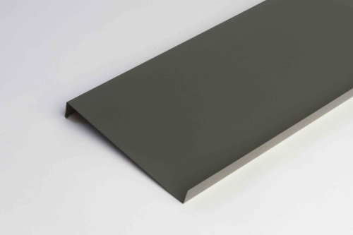 Отлив оконный оцинкованный c порошковым покрытием 1,2мм ширина более 625 мм RAL 7026