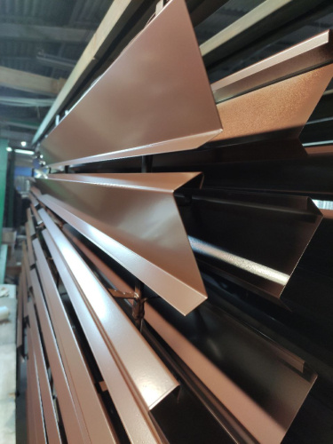 Планка стыковочная RAL 8017 оцинкованная c порошковым покрытием 0,45 мм фото 2