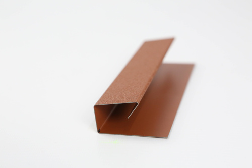 Планка торцевая оцинкованная с порошковым покрытием 0,45мм ширина менее 625 мм RAL 8004 фото 2 Планка торцевая оцинкованная с порошковым покрытием 0,45мм ширина менее 625 мм RAL 8004 фото 2