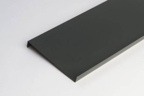 Отлив оконный оцинкованный c порошковым покрытием 0,45мм ширина более 625 мм RAL 7043