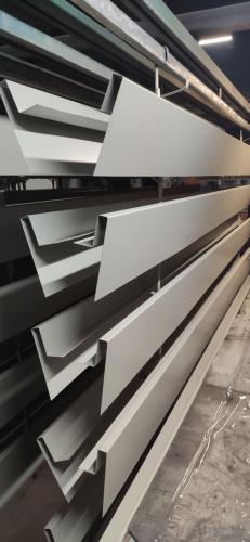 Планка угла внутренняя RAL 7032 оцинкованная c порошковым покрытием 0,45мм фото 2