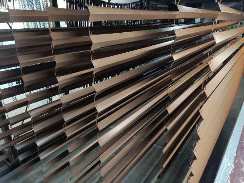 Планка угла внешнего RAL 8024 оцинкованная c порошковым покрытием 0,45мм фото 3