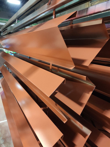 Карнизная планка RAL 8004 оцинкованная с порошковым покрытием 0,45 мм фото 3